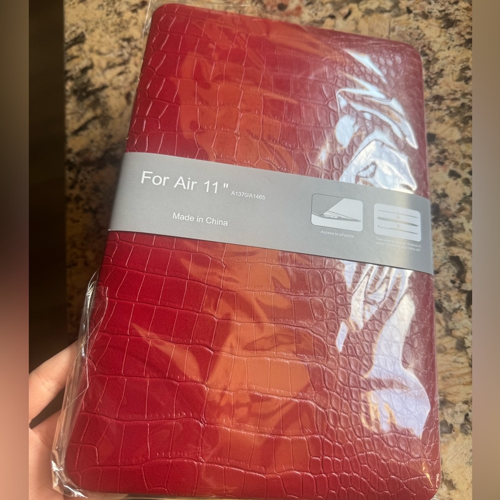 MacBook Air 11" faux crocodile wine red case